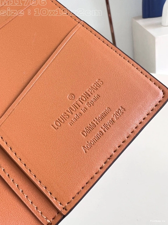 First bag ru LOUIS WALLET-10*19*2cm BRAZZA VUITTON 0709